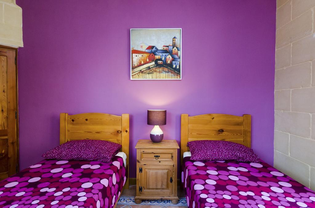 Il-Wileg Bed & Breakfast Qala Екстер'єр фото